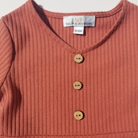 Bailey's Blossoms Mauve Ribbed Dress - Picture 3 of 3